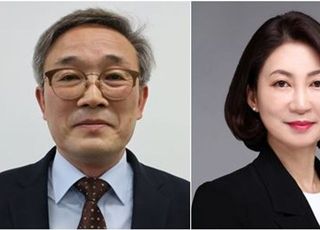 문대통령, 청와대 개편 단행…'초대 대변인' 박수현 소통수석으로