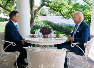 美얀센 백신 한국행...백악관 "韓상황 특별, 미군 보호 목적"