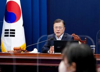 문대통령 '공군 성추행' 엄정 처리…참모총장 사의 1시간 만에 즉각수용