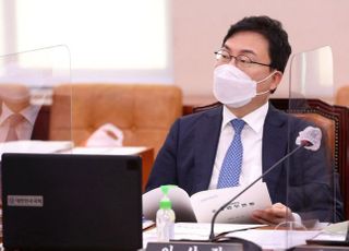 이스타항공 횡령·배임 기소 이상직 의원 "모든 혐의 부인"