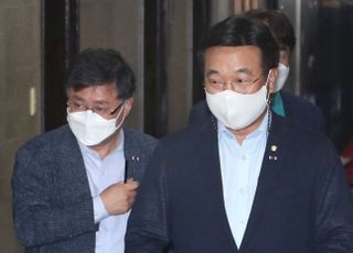 윤호중 “제 살 깎는 심정…야당도 투기 전수조사 받아라”