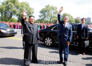 文이 운 띄운 대북 백신지원, 미국은 직접관여 안한다