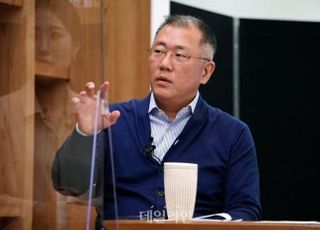 정의선 회장, 美 자율주행·로봇 사업 점검…아이오닉 5 로보택시 나온다