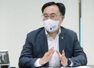 배터리업계 만난 산업장관 "이차전지 기술개발 과감히 추진"