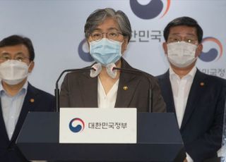 55~59세 오늘 저녁 8시 사전예약 재개…백신 예약, 요일제 검토