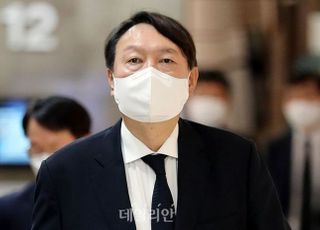 윤석열 "한명숙 구하기 위해 사법체계 망가뜨리는게 정상이냐"