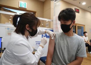 코로나19 백신 1차 접종 14만562명 증가…인구 대비 32.8%