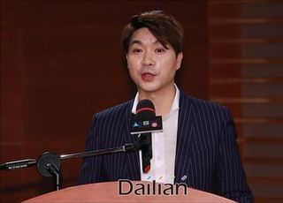 한예슬 이어 박수홍도 김용호 고소…"박수홍과 가족 명예 훼손"