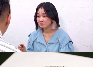 가수 자두, 남편과 ‘골목식당’ 방문…“김밥 끊었다”