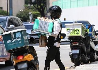 외식업계, 물가에 배달수수료까지 ‘껑충’…“팔수록 마이너스”