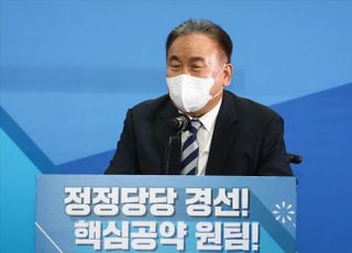 이상민 "직책 놓는 게 적절"…이재명 "지사직 사수"