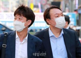 '이준석 탄핵' 발언에 갈등 '활활'…신지호 사과로 진화될까