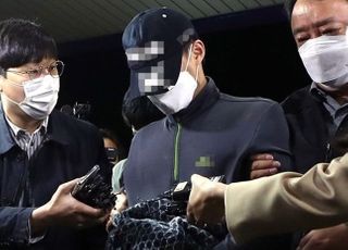 "죽은 놈도 죽인 놈도 제 자식" 父 눈물 호소에… 친누나 살해 남동생 '징역 30년'