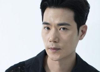 [D:인터뷰] 김강우, 첫 공포 영화 '귀문'으로 얻은 성취감