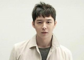 박유천, 이중계약·팬 성추문 모두 부인… "법적 대응 준비 중"