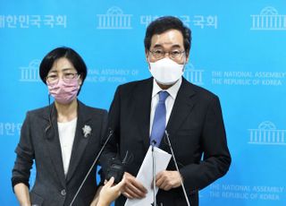 이낙연 사직서, 처리 시점에 촉각…추석 밥상머리 오를까