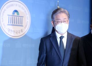 '사퇴 카드' 꺼낸 이재명, 대장동 의혹 논란 확산 차단 총력