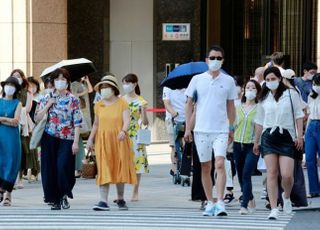 日, 코로나 감염자 수 감소세…긴급사태 해제 검토