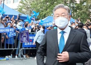 이재명, 전북 경선에서 과반 승리…김두관은 중도 하차