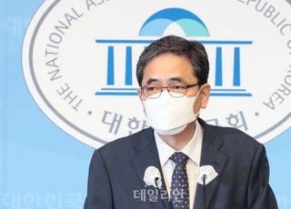 의원직 던진 곽상도 "몸통이 누구인지 밝혀질 것"