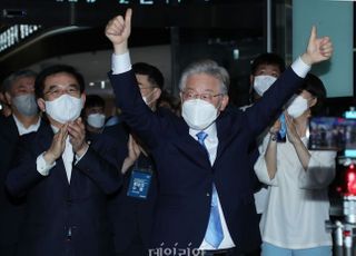 "난 죽지 않는다" 이재명 연일 '대장동 철벽 방어'로 '본선 모드' 돌입