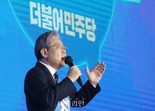 이재명 '文정부 선긋기' 나서나…손실보상 기준에 "탁상행정" 비판