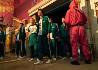 "넷플릭스 '오징어게임', 지나치게 폭력적" 학부모단체 반발