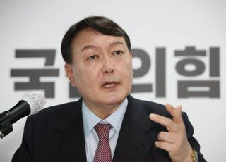 윤석열, 아동학대 공약…"제2의 정인이 생겨나지 않도록"