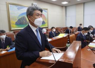 [국감2021] 윤종원 "중도상환수수료 일시적 면제 검토"