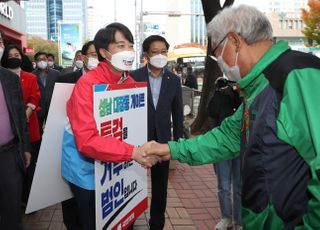 이준석 "이재명은 베짱이…돈으로 선심성 정책하며 뜬 분"