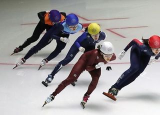 ‘올림픽 어쩌나’ 한국 쇼트트랙, 계주 계속 노골드