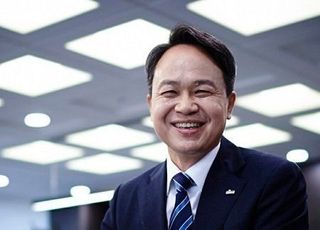 신한銀 ‘업계 최초’ 배달 수수료...진옥동의 파격 실험