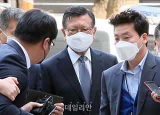 ‘계열사 자금횡령’ 혐의 박삼구 前금호 회장 보석 석방