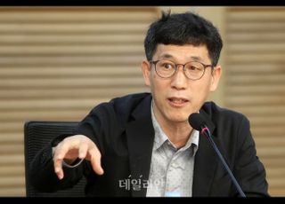 진중권 "이재오에 김무성? 국민들은 '尹 선대위'에 미래상 기대"