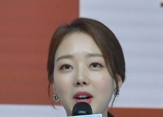 윤다영, 코로나19 확진…'국가대표 와이프' 촬영 중단