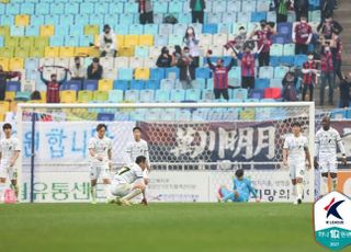 ‘전북 지고, 울산 이기고’ 끝나지 않은 K리그1 우승 경쟁