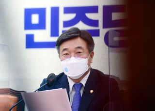 윤호중 "특검, 현행법률에 따른 특검 후보 추천위 구성부터"