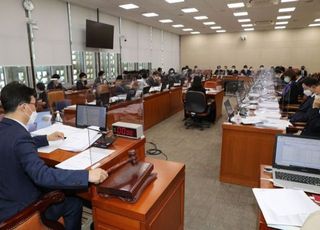 아동수당 지급 대상, 만 7→8세…영아수당도 추가 지급