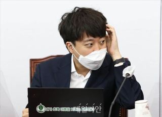[단독] 이준석, 잠행 중 부산서 정의화 전 국회의장과 회동