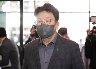 권성동, '성희록 의혹'에 "가짜뉴스 난무, 분명한 법적 책임"