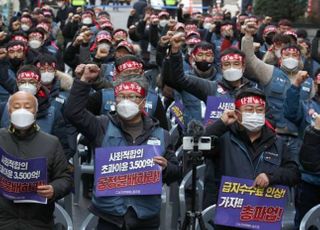 대목마다 반복되는 택배파업에 ‘호갱’이 된 소비자 [최승근의 되짚기]