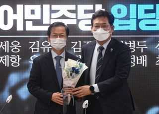 '호남계 비문' 천정배, 민주당 복당