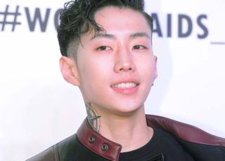 박재범, AOMG·하이어뮤직 대표 사임…“좋은 관계 유지할 것”