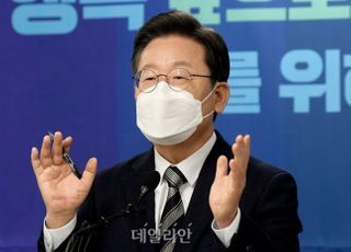 이재명, 이번엔 '예술인' 표심 정조준…"年 100만원 준다"