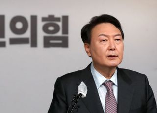 윤석열 “중증질환 및 희귀암 건강보험 적용 확대”