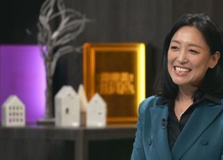 '차이나는 클라스' 리사 손 교수, 현대인의 '가면 쓰기 현상' 설명