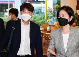 고민정 "이준석 한가한가보다"…허은아 "함께 유세다녀 보시길"