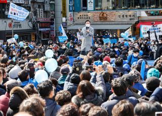 인천 찾아 지지 호소하는 이재명 후보