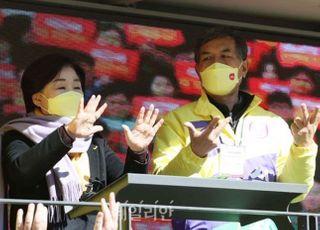 심상정 "허황된 기축통화 논쟁 그만…가계부채부터 챙겨야"