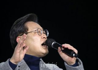 이재명 "기축통화국? 내가 하자고 한 것 아냐"…수습 진땀